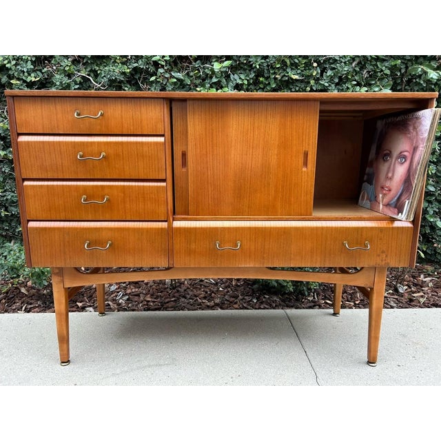 Mid Century Modern Sideboard/Credenza by Nathan For Sale - Image 9 of 17
