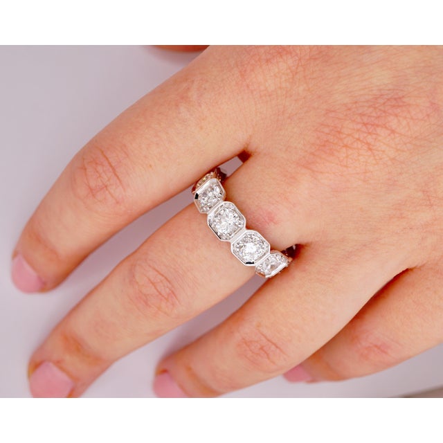 Contemporary 5.00 Carat Bezel Set Octagonal Diamond Eternity Band, Size 6.75 For Sale - Image 3 of 4