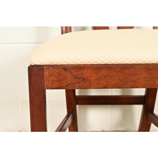 Brown Henredon Georgian Carved Mahogany Side Chairs or Dining Chairs, Pair For Sale - Image 8 of 14