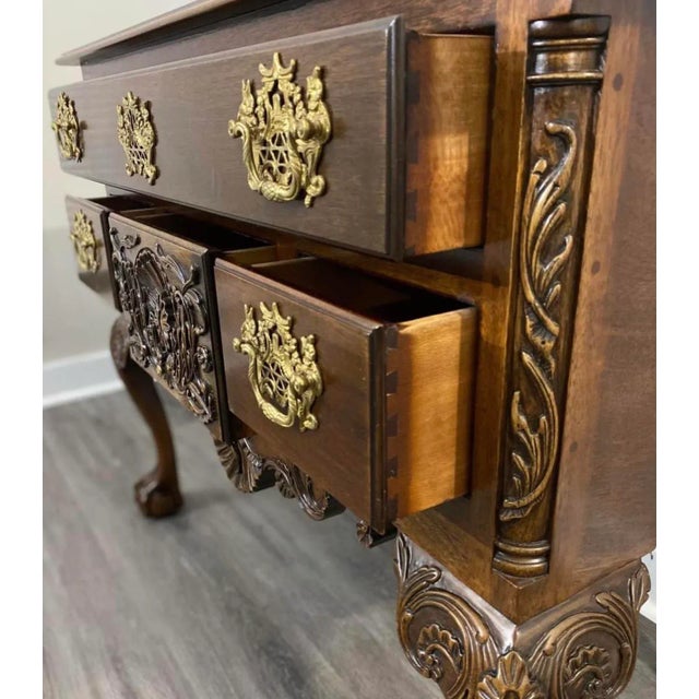 Brown Chippendale Kindel Winterthur Collection Clawfoot Mahogany Philadelphia Lowboy For Sale - Image 8 of 10