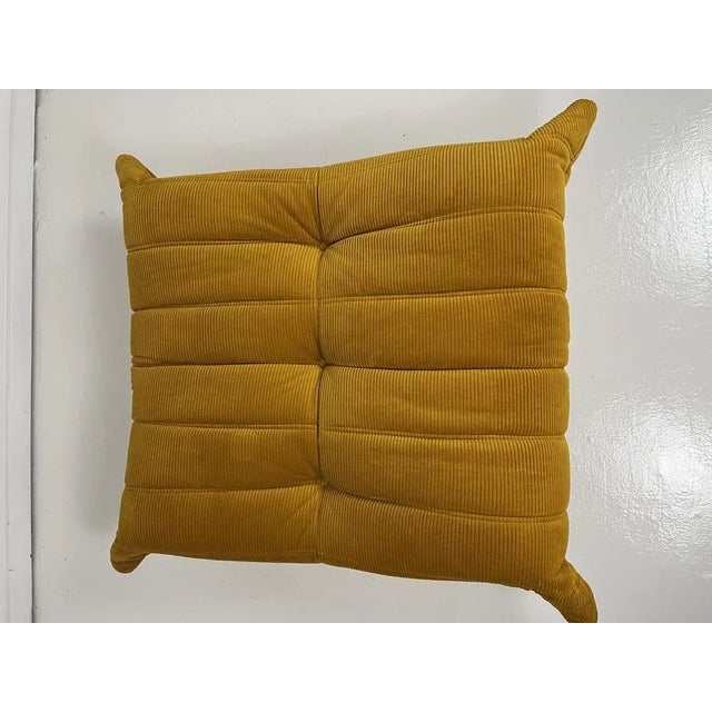 Set of Togo Sofa and Ottoman by Michel Ducaroy for Ligne Roset For Sale - Image 3 of 5