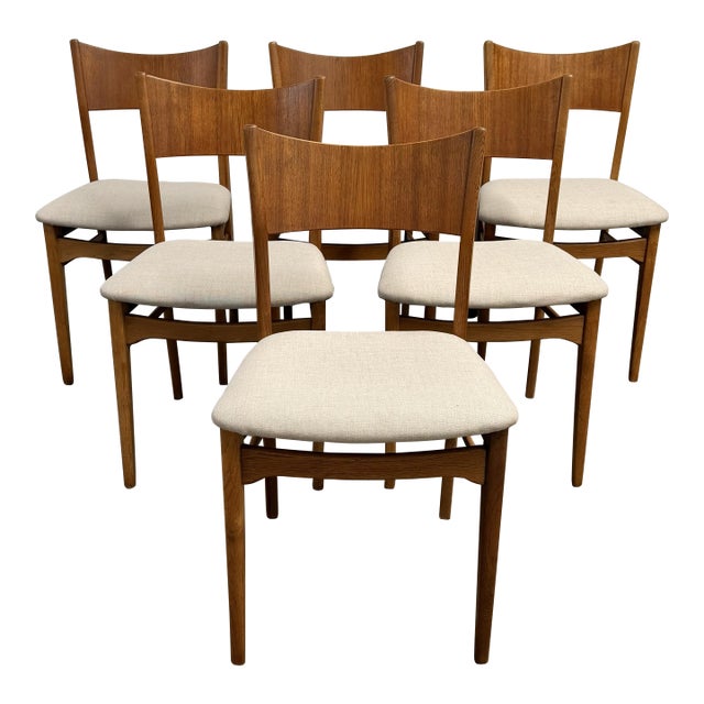 Set of 6 Mid 20th Century Danish Modern Teak Back Dining Chairs by Henning Kjærnulf for Soro Stolefabrik For Sale