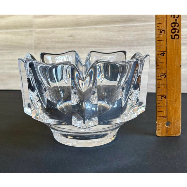 Transparent Vintage Orrefors Corona Bowl Made in Sweden, Signed Scandinavian Glass Decor 1970s – Crystal Art Glass – Mid Century Modern Decor For Sale - Image 8 of 9