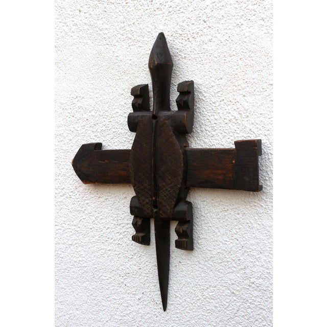 Wood Finely Carved Bambara Lizard Guardian For Sale - Image 7 of 8