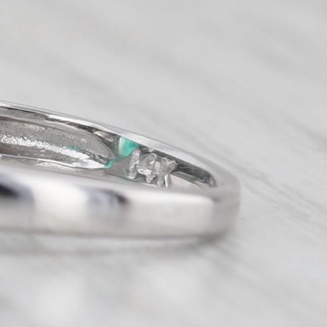 1.10ctw Oval Emerald Diamond Ring 14k White Gold Size 4.5 For Sale In Greensboro - Image 6 of 8