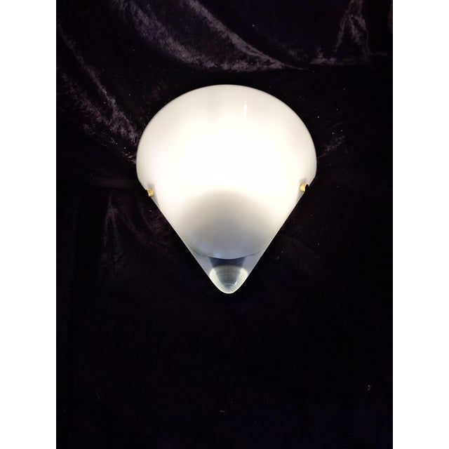 Vintage Wall Lamp with White Curved Glass Shade on Brass Bracket by Hufnagel Leuchten, 1990s For Sale - Image 4 of 8