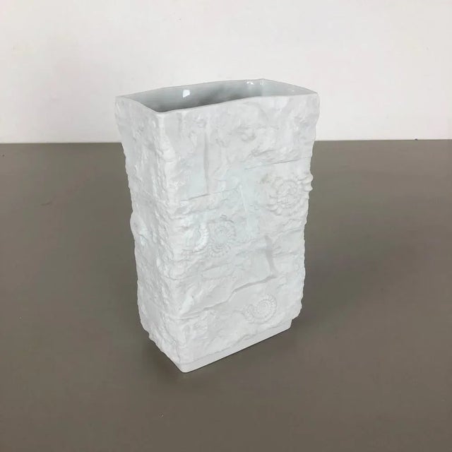 Op Art Biscuit Porcelain Vase Made from AK Kaiser, Germany, 1970s For Sale - Image 10 of 14