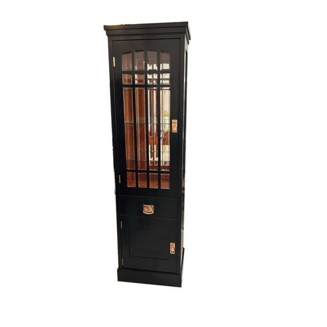 Original Art Nouveau Display Cabinet, circa 1910 (No. 2319) This original Art Nouveau display cabinet was made of oak...