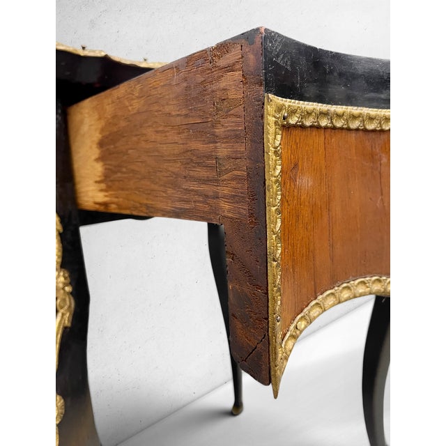 Antique 19th Century Napoleon III Style Console Table W/ Gilt Metal Mounts & Medallions For Sale - Image 12 of 15