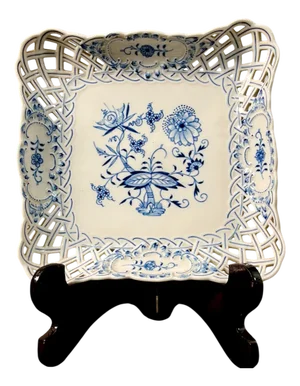 Signed Blue Onion Plate from Meissen Porcelain