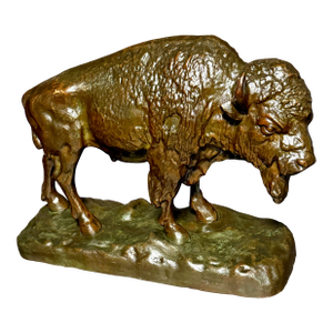 Fine Antique Bronze Bison Statue – Early 1900s American Buffalo Wildlife Art