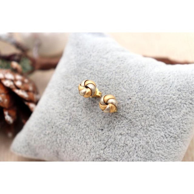 Earrings in 19.2k Two-Tone Gold, Set of 2 For Sale - Image 5 of 7