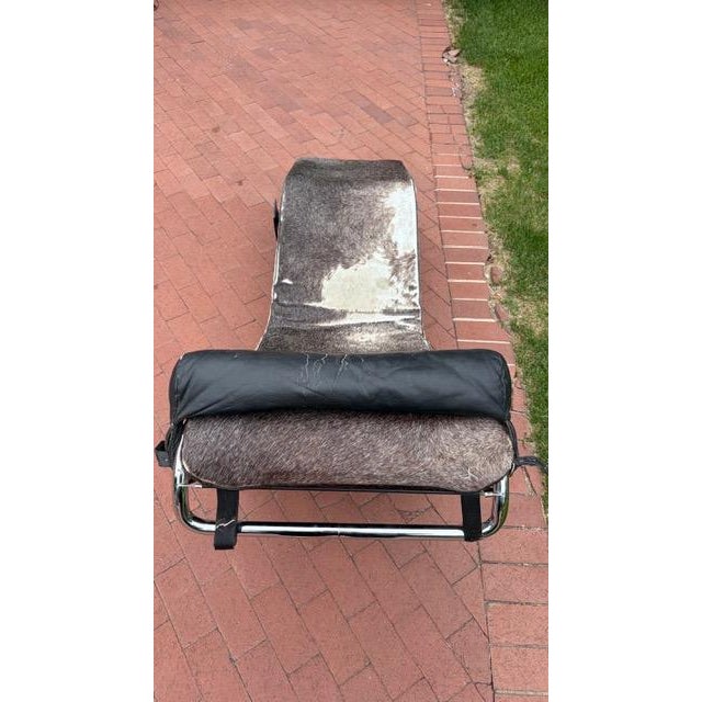 Vintage Modernist Chrome Chaise Lounge Attributed to Le Corbusier Lc4 With Cowhide Upholstery For Sale In Denver - Image 6 of 11