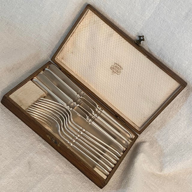 Keen Kutter Silver-Plate Knife and Fork Set by Simmons Hardware Company. - Service for 6 For Sale - Image 10 of 10
