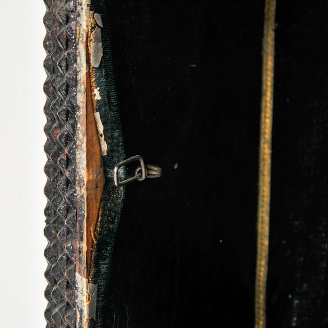 Rare 19th Century German Tramp Art Nicho Box – Intricate Notch Carving For Sale - Image 12 of 18