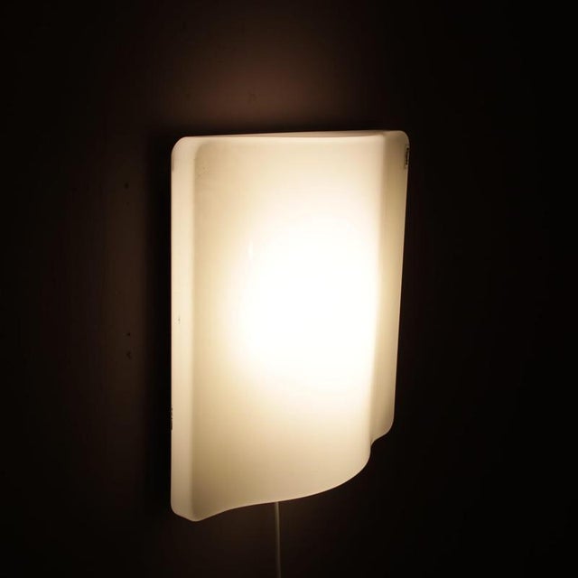 Wave Wall Lamp from iGuzzini, Italy, 1970s For Sale - Image 3 of 18