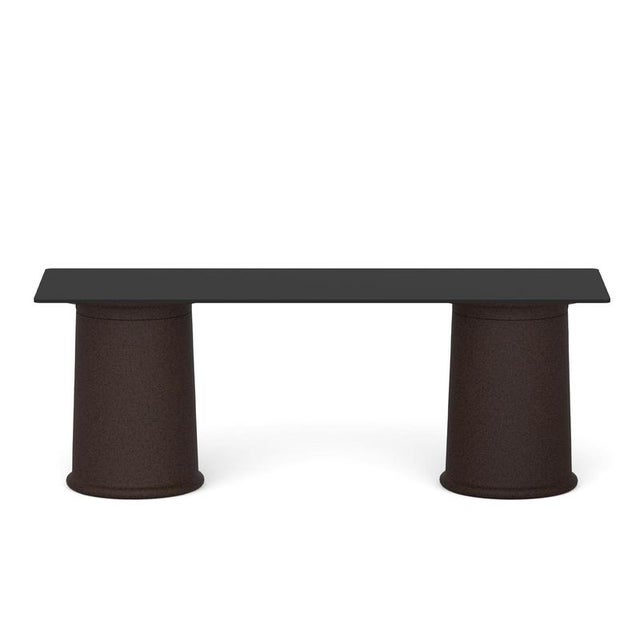 Fat Table 5121 in Polyethylene by Loope For Sale - Image 4 of 10