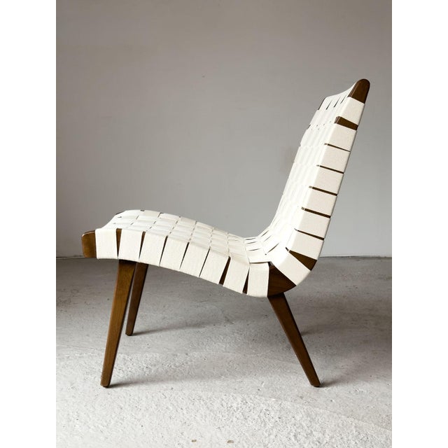 Model 654W Vostra Lounge Chair with Walnut Frame and New Webbing by Jens Risom for Knoll, 1950s For Sale - Image 13 of 14