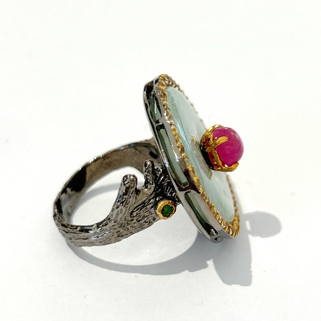 Traditional Bochic “Orient” Jade & Multi Gem Ring Set in 18k Gold & Silver Size 10 For Sale - Image 3 of 4