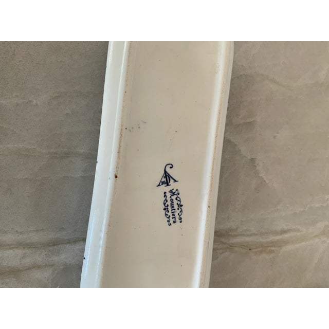 Antique Moustiers Porte Savonettes (Covered Soap Holder) in French Blue and White, Two Pieces For Sale - Image 9 of 12