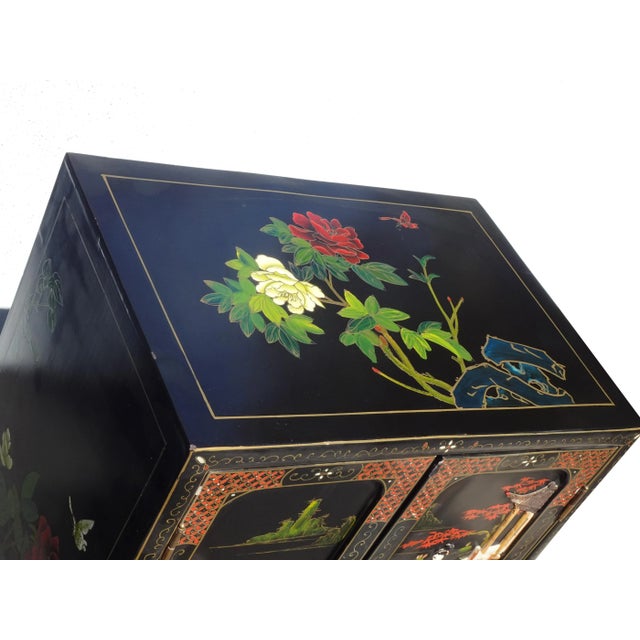 1970s Vintage Oriental Black Lacquer Hand Painted Two Door Cabinet ~ Mother of Pearl For Sale - Image 5 of 12