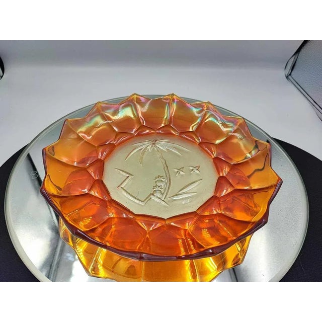 Iridescent glass plate, Hortensja glassworks, vintage 1950s-70s, dimensions: height 3.8 cm, diameter 26 cm.