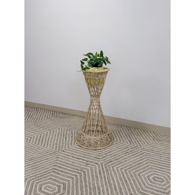 Russell Woodard Spun Fiberglass Plant Stand Vintage MCM Rare 30" Tall For Sale In Tampa - Image 6 of 9
