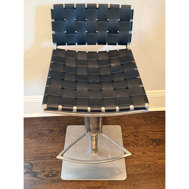 Metal Modern Safavieh Mitchell Gas Lift Swivel Bar Stools (Set of 4) For Sale - Image 7 of 18