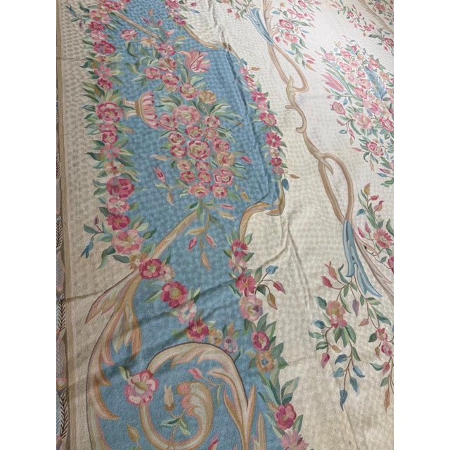 1920s Antique Ivory Floral Medallion India Agra Textile Chain Stitch Gallery Rug For Sale - Image 11 of 15