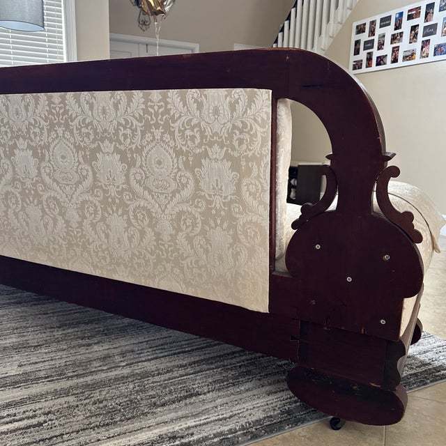 Late 19th Century Antique American Empire Mahogany Sofa With Rolled Arms and Tufted White Upholstery For Sale - Image 5 of 7