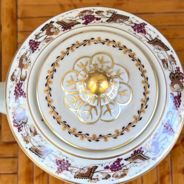 Mottahedeh Late 20th Century Mottahedeh "Brandywine" Teapot, Creamer and Sugarbowl Set - 3pcs For Sale - Image 4 of 10