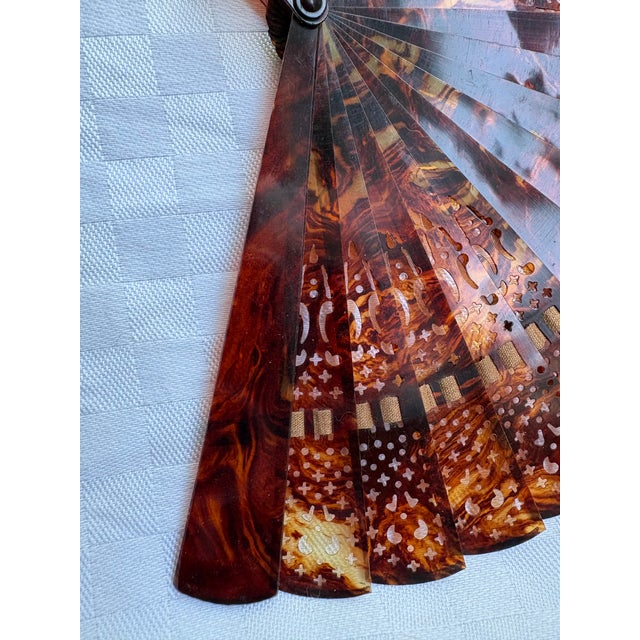 Vintage Petite Tortoise Shell Fan For Sale In Lexington, KY - Image 6 of 11