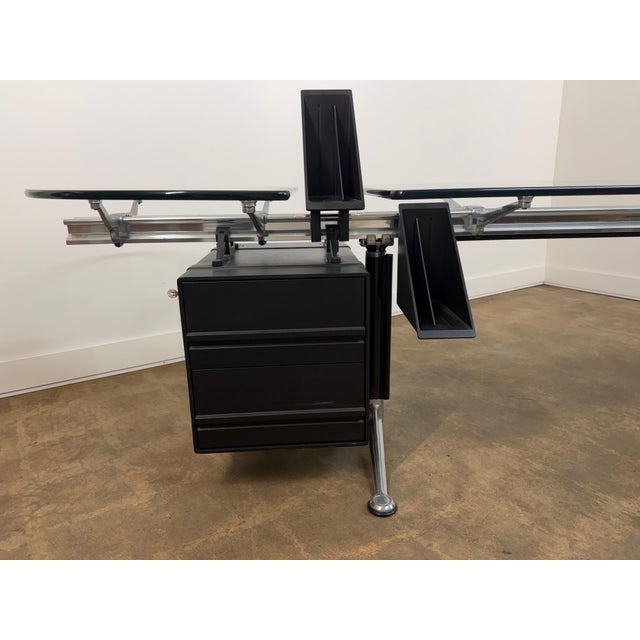 Late 20th Century Bruce Burdick Executive Desk for Herman Miller For Sale - Image 11 of 18
