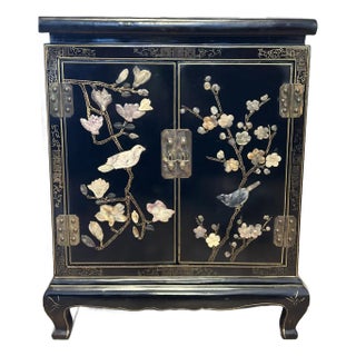 Late 20th Century Chinese Lacquered Hardstone & Soapstone Inlay Chinoiserie Cabinet Bird & Floral Motif For Sale