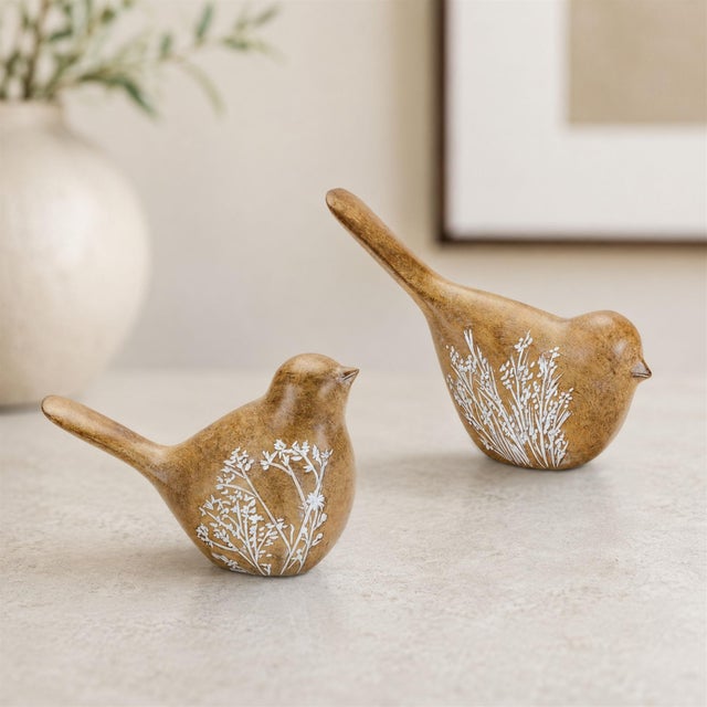 Rustic Floral Etched Bird Figurine with Wood Grain Design (Set of 4) For Sale - Image 3 of 6