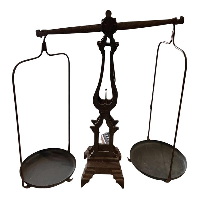 Antique French Breveté s.g.d.g. Cast Iron Two-Pan Balance Scale, Circa 1890 For Sale