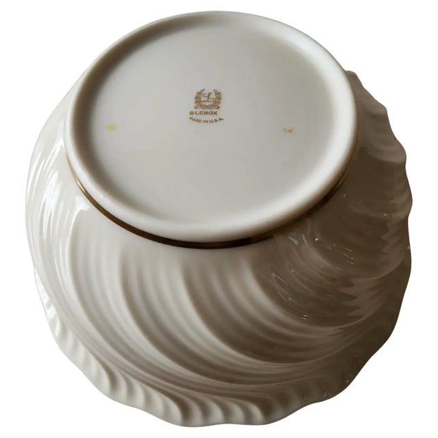 Ivory Late 20th Century Sophisticated Vegetable Bowl Gold Trim by Lenox For Sale - Image 8 of 10