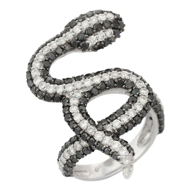18k Gold Serpent Ring Size 7 With 3.8 Carats Natural Diamond Accents by VRJewels For Sale