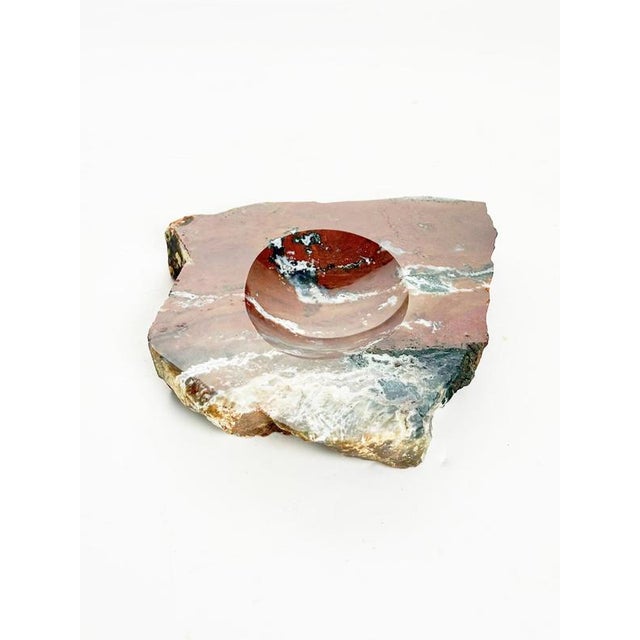 Decorative French agate ashtray dating from the 1960s, carved from a substantial natural stone slab and retaining its...