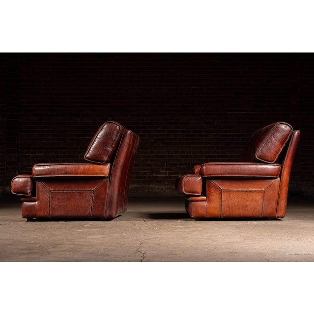 Mid 20th Century Pair of Mid 20th Century Italian-Inspired Leather Lounge Chairs in Red For Sale - Image 5 of 16