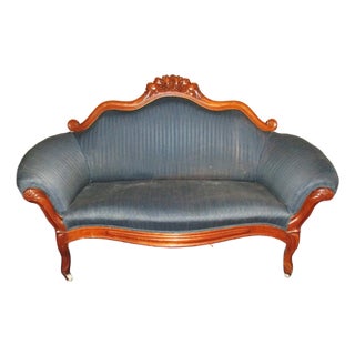 Late 19th Century Antique Victorian Ornate Heavily Carved Walnut Loveseat For Sale
