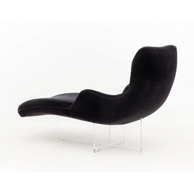 Vladimir Kagan Erica Chaise Longue, Model P6910-L For Sale - Image 9 of 10