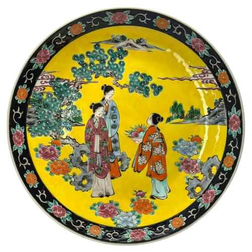 Black Japanese Yellow and Black Chinoiserie Style Porcelain Charger Plate, 1930s For Sale - Image 8 of 8