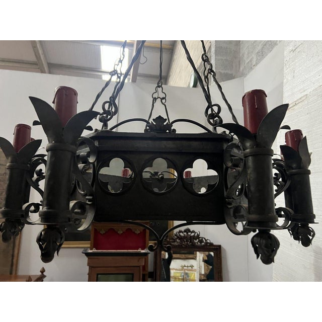 Renaissance Style Hammered Wrought Iron Chandelier, 20th Century For Sale - Image 3 of 14