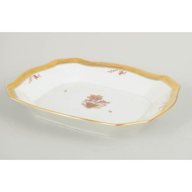 Octagonal Porcelain Golden Basket Cake Dish from Royal Copenhagen, 1968 For Sale - Image 3 of 5