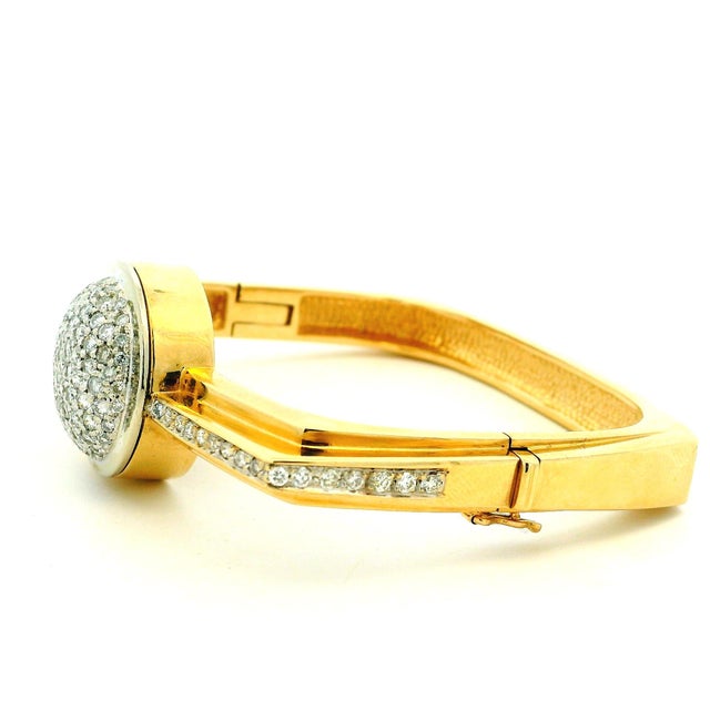 1990s Italian 14k Gold 3.38 Carat Diamond Pavé Dome Bangle Bracelet For Sale - Image 10 of 18
