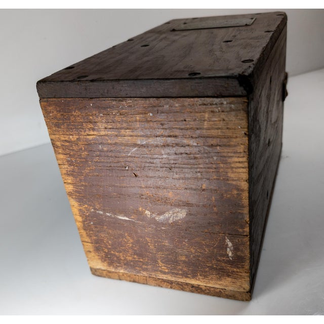 Early 20th Century Pre-Wwii Dupont Blasting Machine No. 50 For Sale - Image 15 of 15