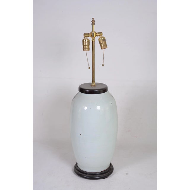 Chinese Chinese Antique Blue and White Vase Table Lamp in the Middle of the 19th Century For Sale - Image 3 of 6