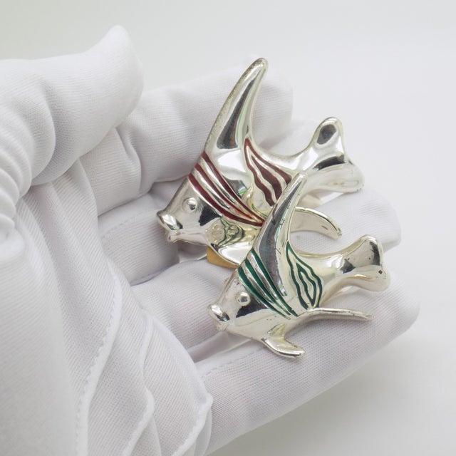 Metal Vintage Italian Handmade Genuine Sterling Silver Enameled Tropical Fish Figurines by Ottaviani of Rome, 1980s Solid 925 Silver Marine Pair For Sale - Image 7 of 14