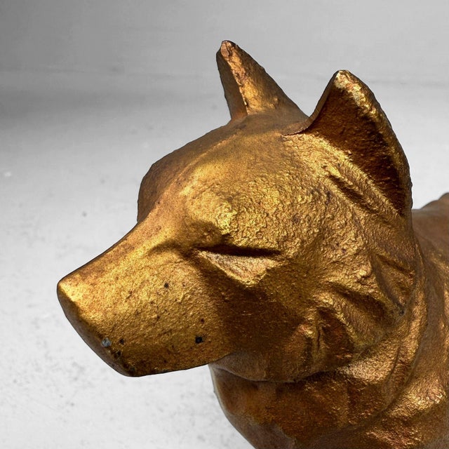Mid-Century Modern Vintage Gold-Coloured Metal Japanese Dog Statue, 1960s For Sale - Image 3 of 9